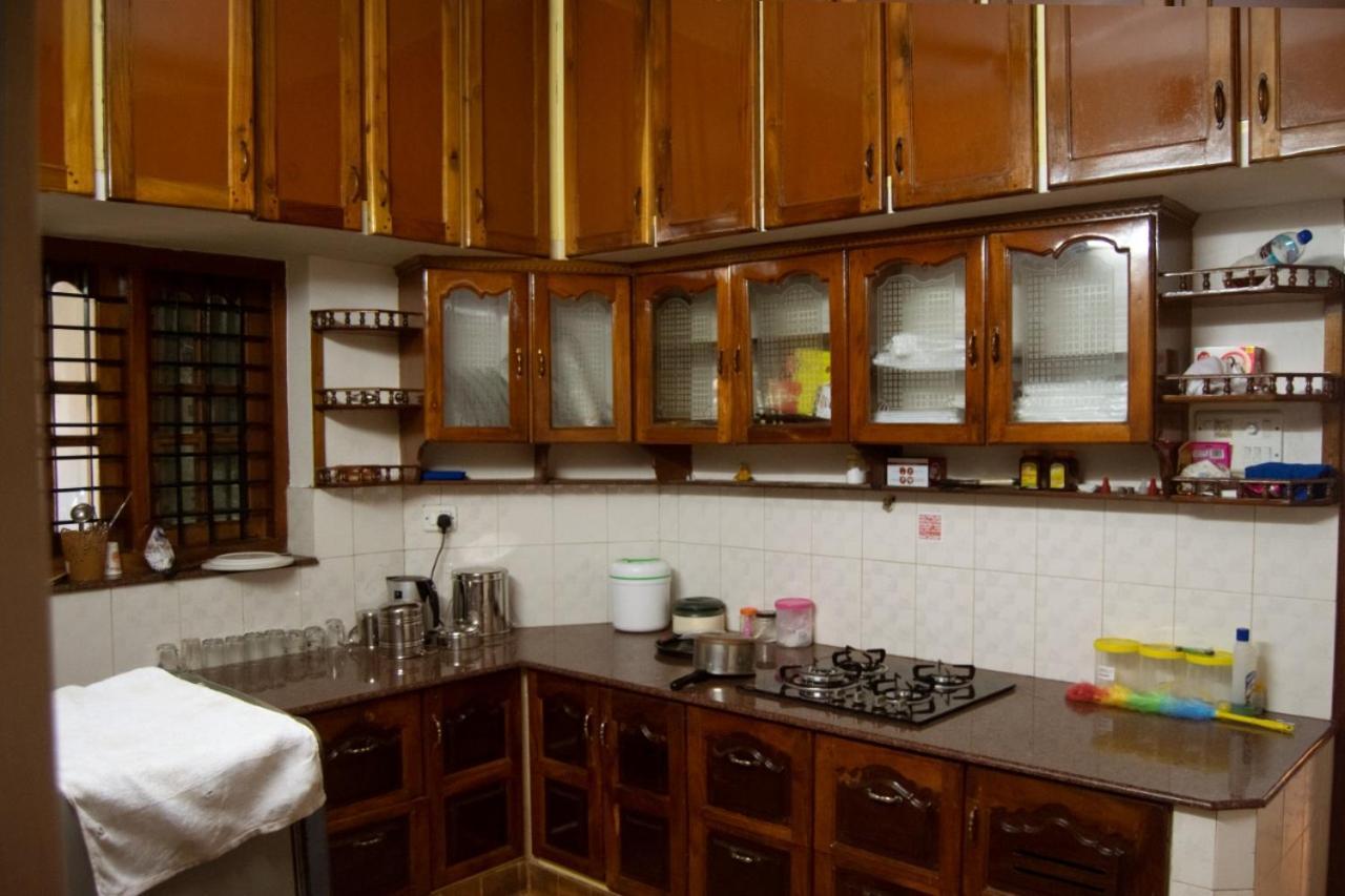 Texas Guest House Thiruvananthapuram Kültér fotó